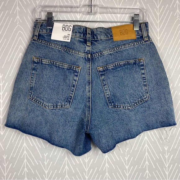 BDG Urban Outfitters Vintage Ripped Pax Demin Shorts. NWT - Picture 3 of 10
